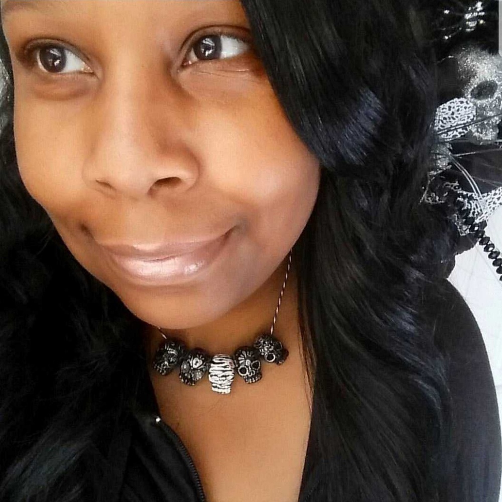 Meet your Posher, April